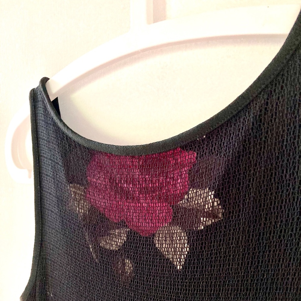 Size Medium Bebe shift dress